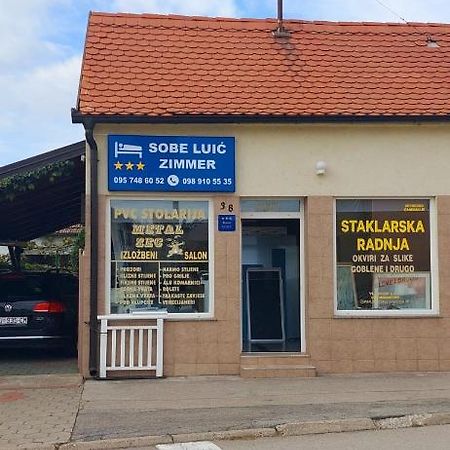 Ferienwohnung Soba Luic Zupanja Exterior foto